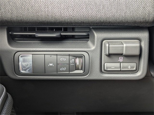 New 2026 GMC Sierra EV Elevation image 29