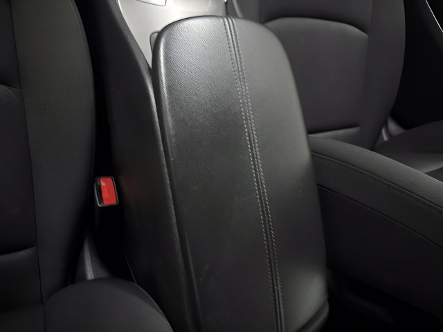 Used 2021 Chevrolet Malibu LT FWD image 16