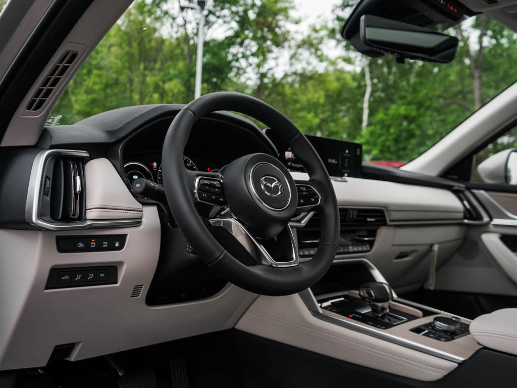 New 2026 MAZDA CX-90 Plug-In Hybrid w/ Premium Plus AWD/4WD image 19