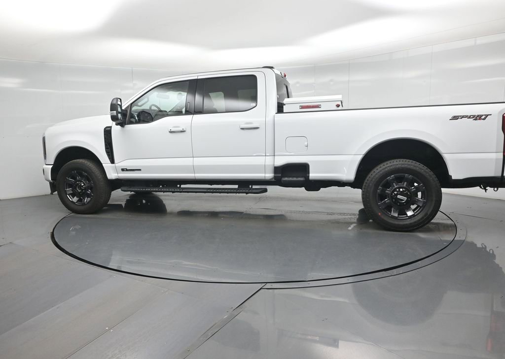 Used 2024 Ford F350 Lariat w/ Lariat Ultimate Package image 7
