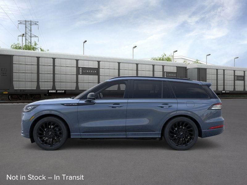 New 2026 Lincoln Aviator Reserve w/ Luxury Package image 3