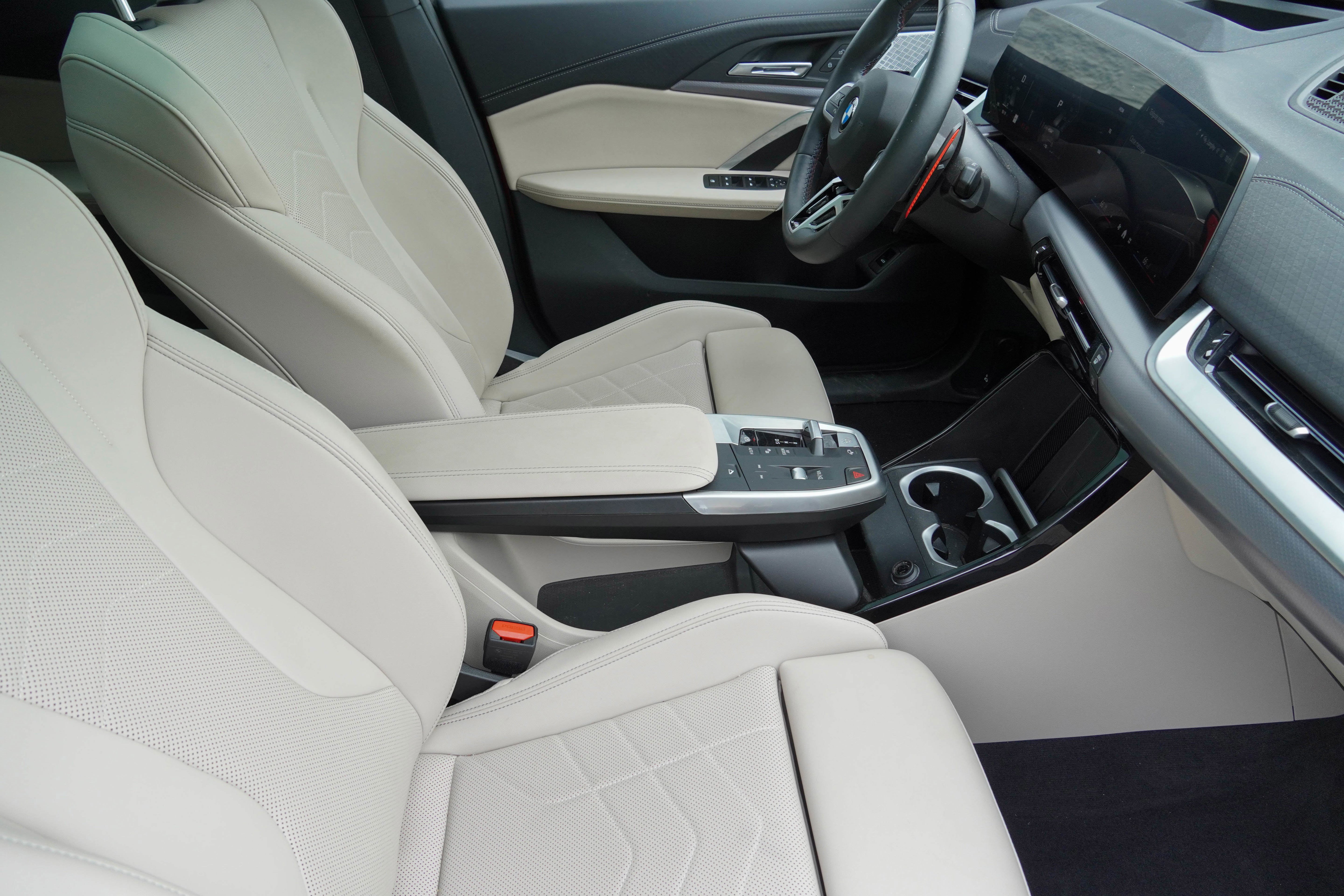 Certified 2025 BMW X2 M35i w/ Premium Package AWD/4WD image 12