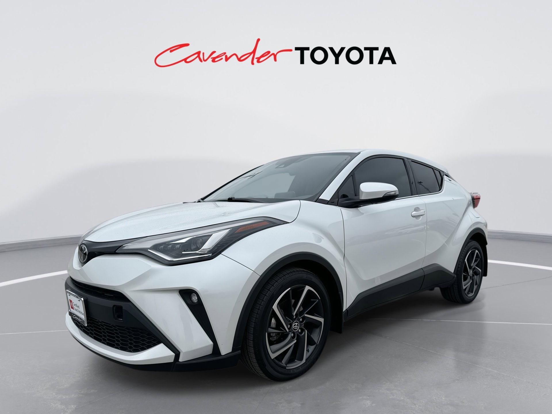 Used 2022 Toyota C-HR Limited FWD image 1