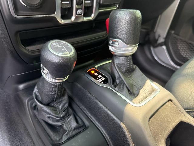 Used 2021 Jeep Wrangler Unlimited Sport AWD/4WD image 32