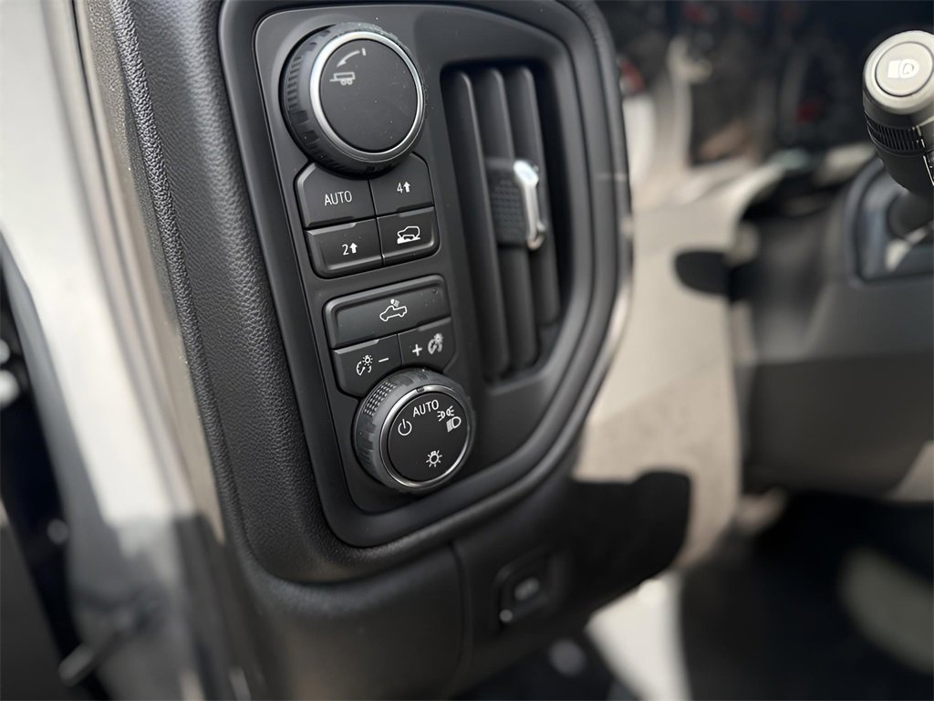 New 2026 Chevrolet Silverado 1500 Custom image 17