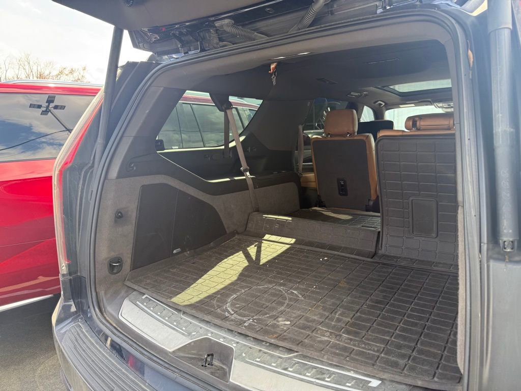 Used 2021 Cadillac Escalade ESV Sport image 18