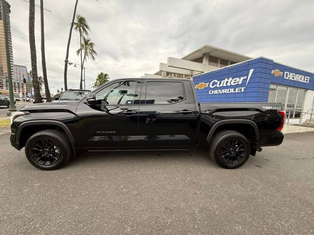 Used 2024 Toyota Tundra Limited w/ TRD Off-Road Package AWD/4WD image 10