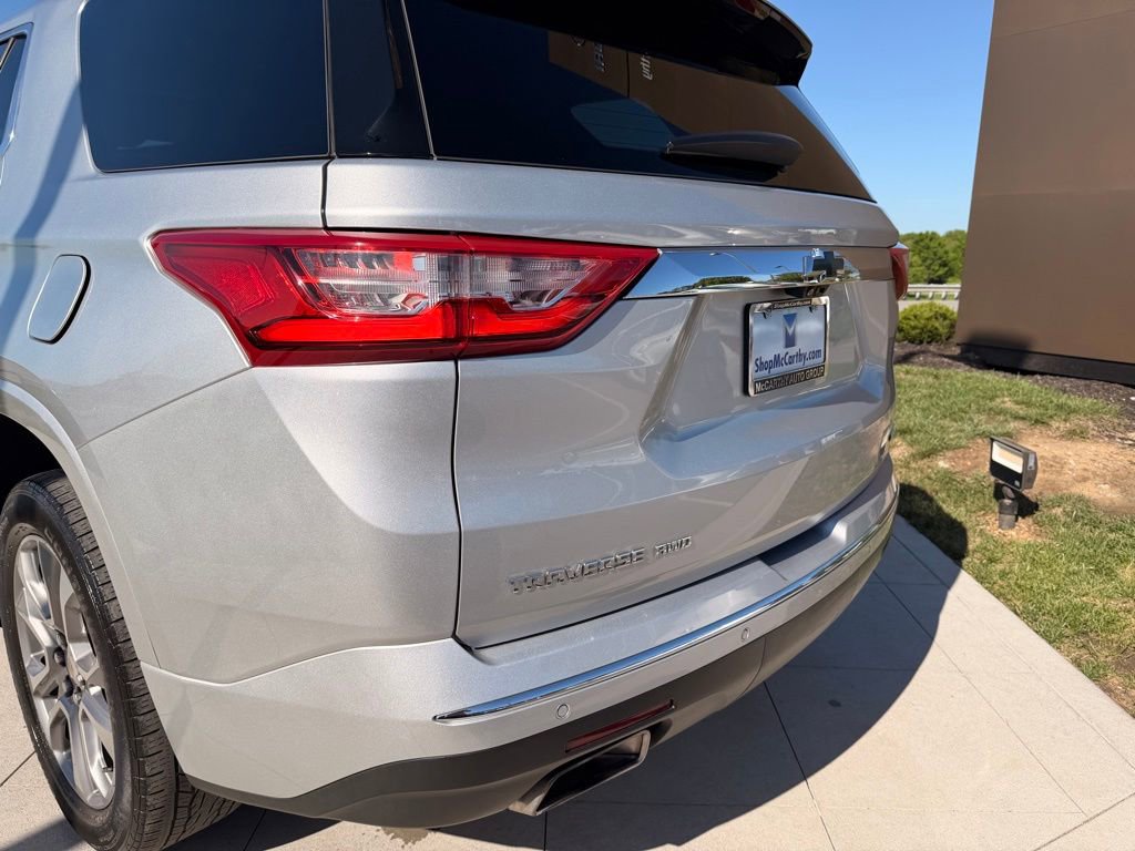 Used 2021 Chevrolet Traverse Premier w/ LPO, Floor Liner Package AWD/4WD image 39