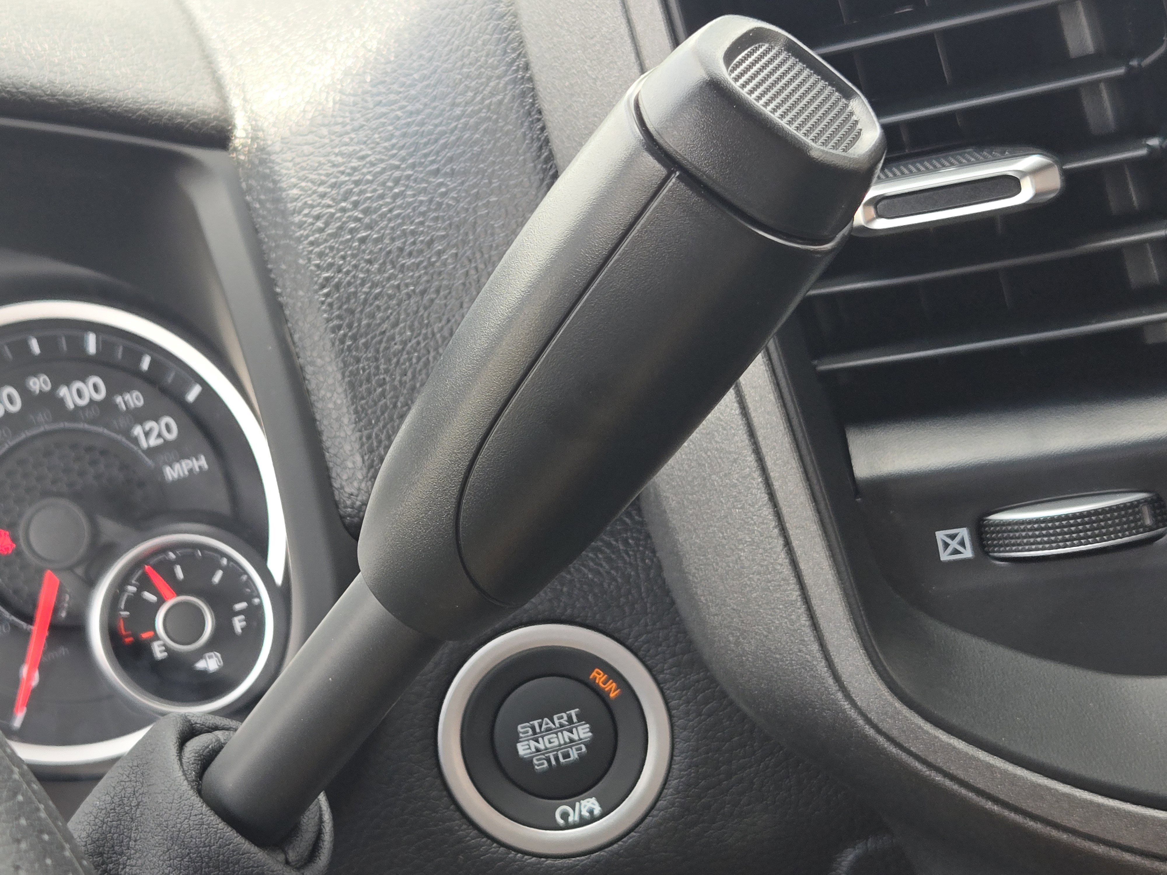 New 2026 RAM 2500 Tradesman AWD/4WD image 17
