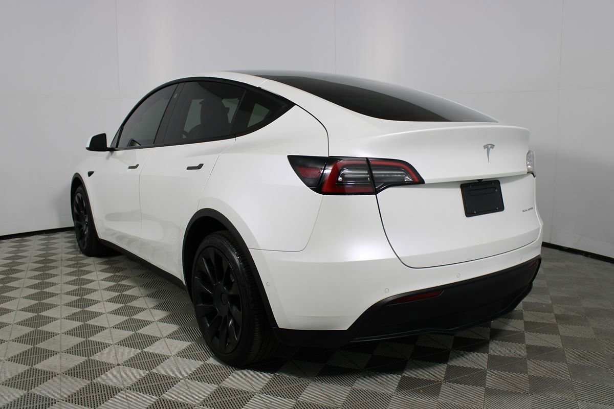Used 2021 Tesla Model Y Long Range AWD/4WD image 33