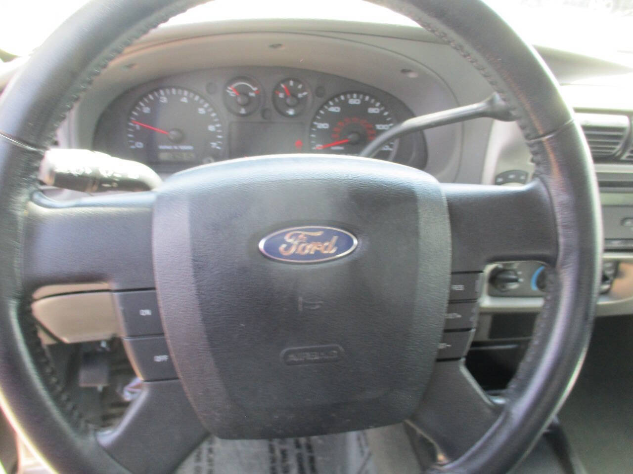 Used 2011 Ford Ranger XLT AWD/4WD image 21