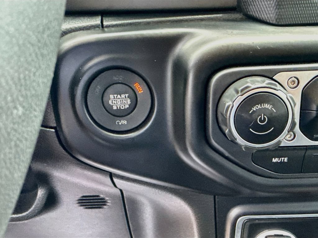 Certified 2023 Jeep Wrangler Unlimited AWD/4WD image 24