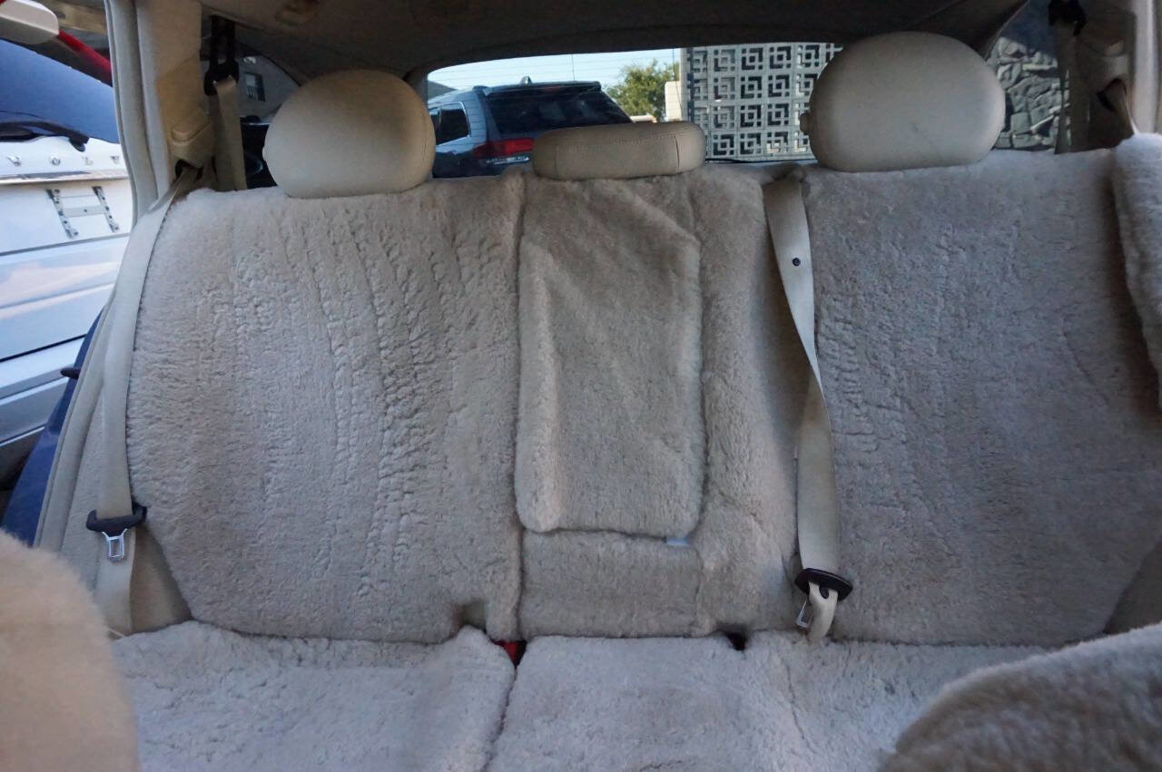 Used 2004 Mercedes-Benz E 500 4MATIC Wagon image 23