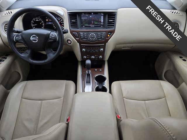 Used 2018 Nissan Pathfinder Platinum w/ Cargo Package FWD image 17