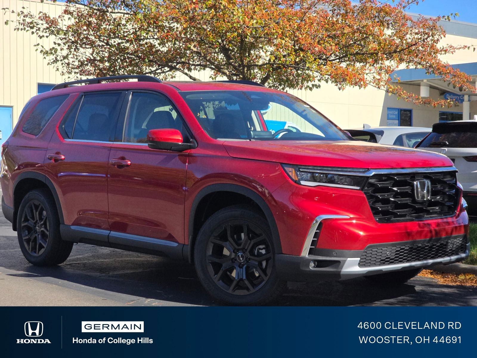 New 2025 Honda Pilot Touring image 2