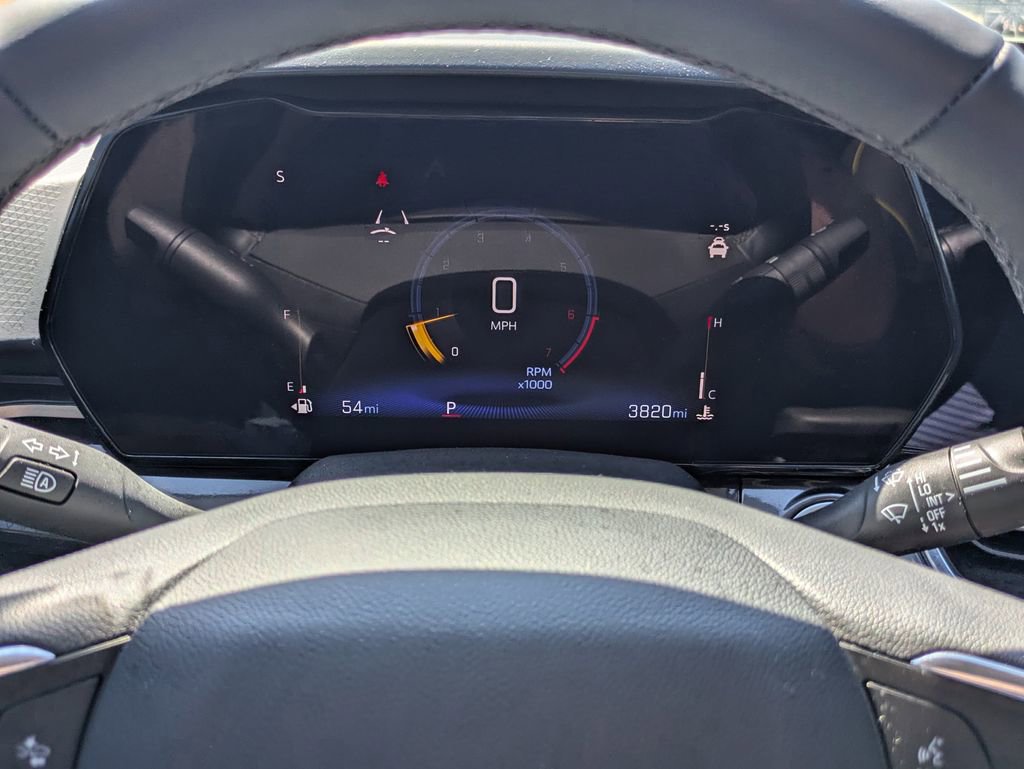 Used 2026 Chevrolet Trax ACTIV w/ Sunroof Package image 18