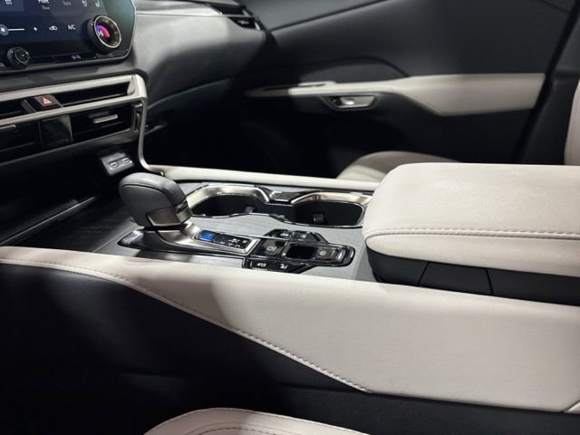 Used 2023 Lexus RX 350 Premium w/ Accessory Package (Z1) image 21