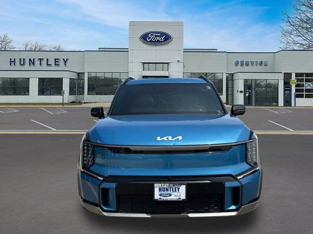 Used 2024 Kia EV9 GT-Line AWD/4WD image 3