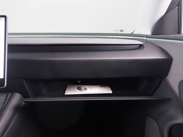 Used 2025 Tesla Model 3 Long Range RWD image 45
