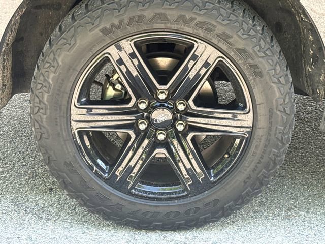 Used 2020 Ford Expedition Max XLT RWD image 9