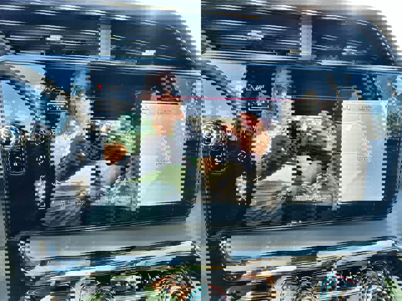 Used 2025 GMC Sierra 1500 AT4X image 13