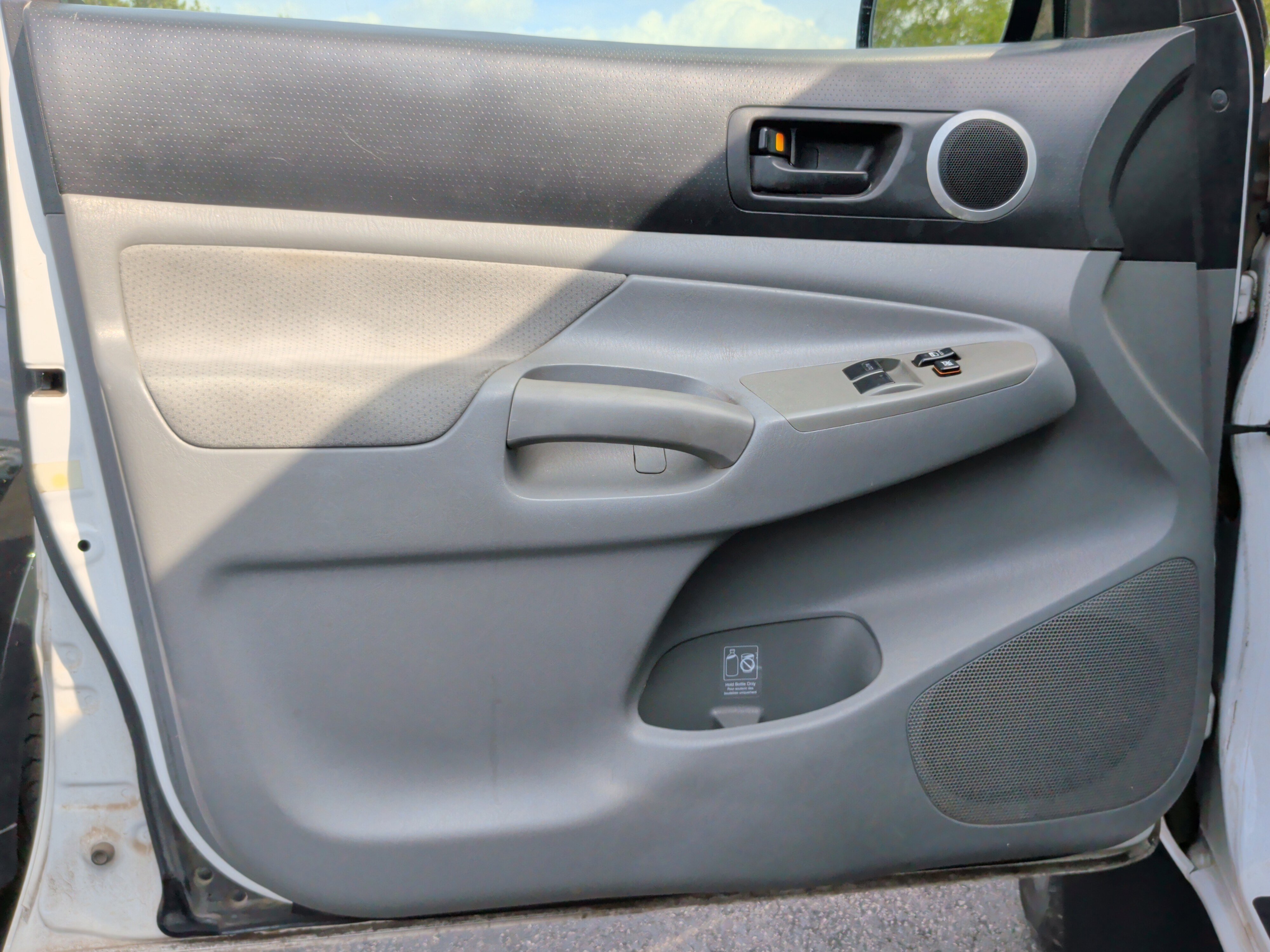 Used 2009 Toyota Tacoma PreRunner image 24