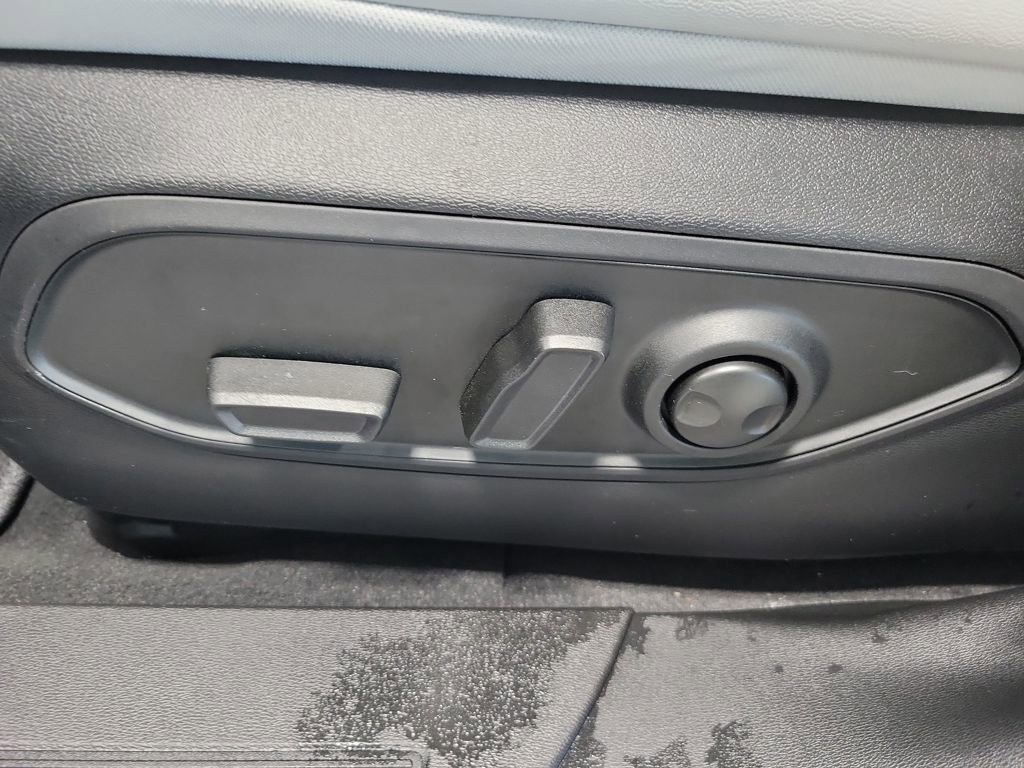 New 2026 Jeep Cherokee Overland w/ Trailer Tow Group image 17