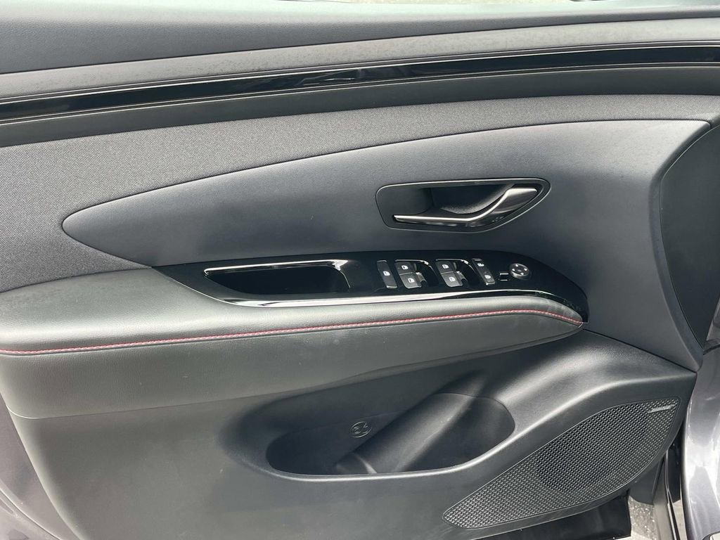 Certified 2023 Hyundai Tucson N Line FWD image 18