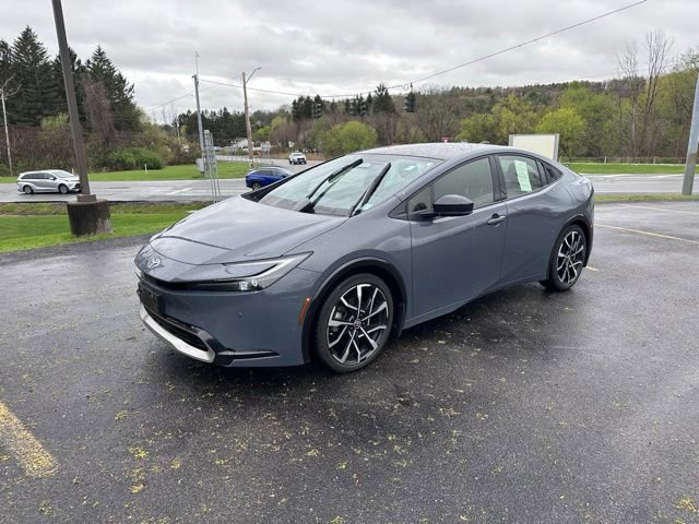 Used 2023 Toyota Prius Prime FWD image 7