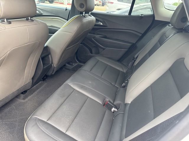 Used 2025 Chevrolet Trax ACTIV w/ Driver Confidence Package FWD image 25