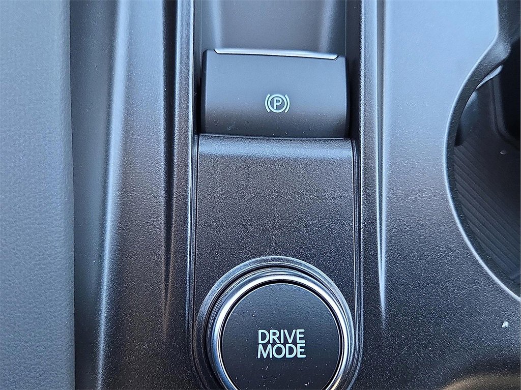 New 2026 Ford Explorer Active image 17