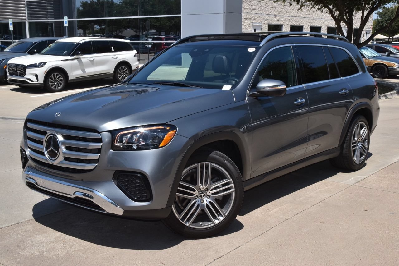 Used 2024 Mercedes-Benz GLS 450 4MATIC image 41