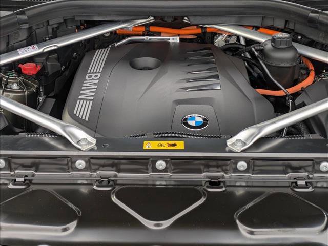 New 2026 BMW X5 xDrive50e image 18
