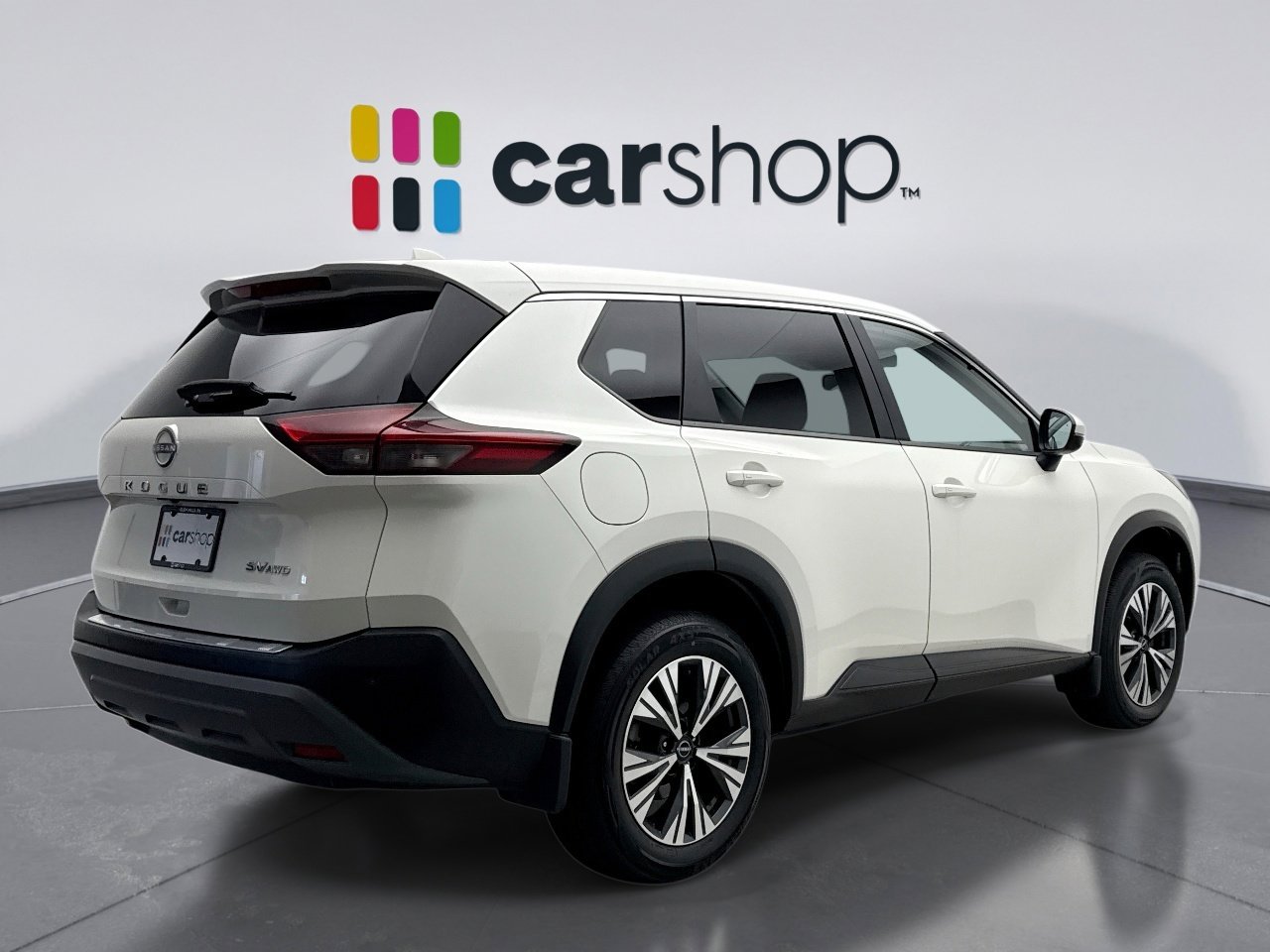 Used 2023 Nissan Rogue SV image 5
