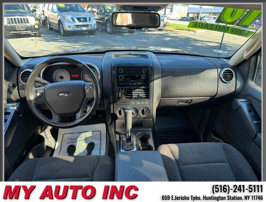 Used 2010 Ford Explorer Sport Trac XLT image 11