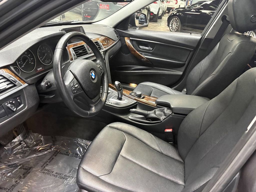 Used 2016 BMW 320i xDrive Sedan image 22