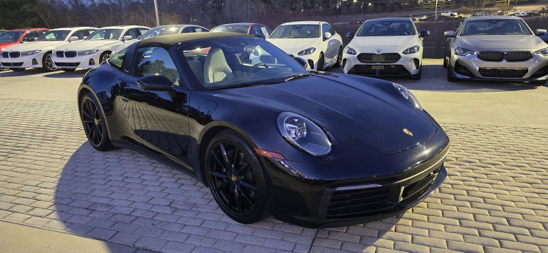 Used 2021 Porsche 911 Targa 4 image 3