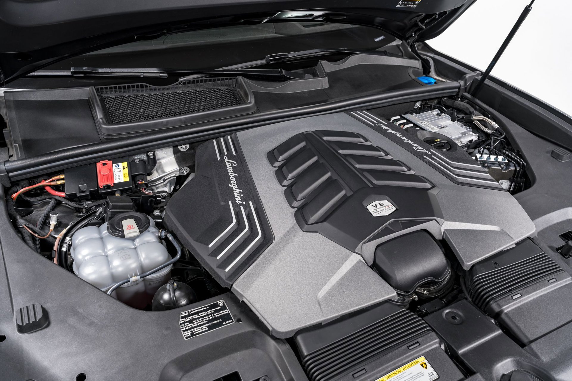 Used 2020 Lamborghini Urus image 48