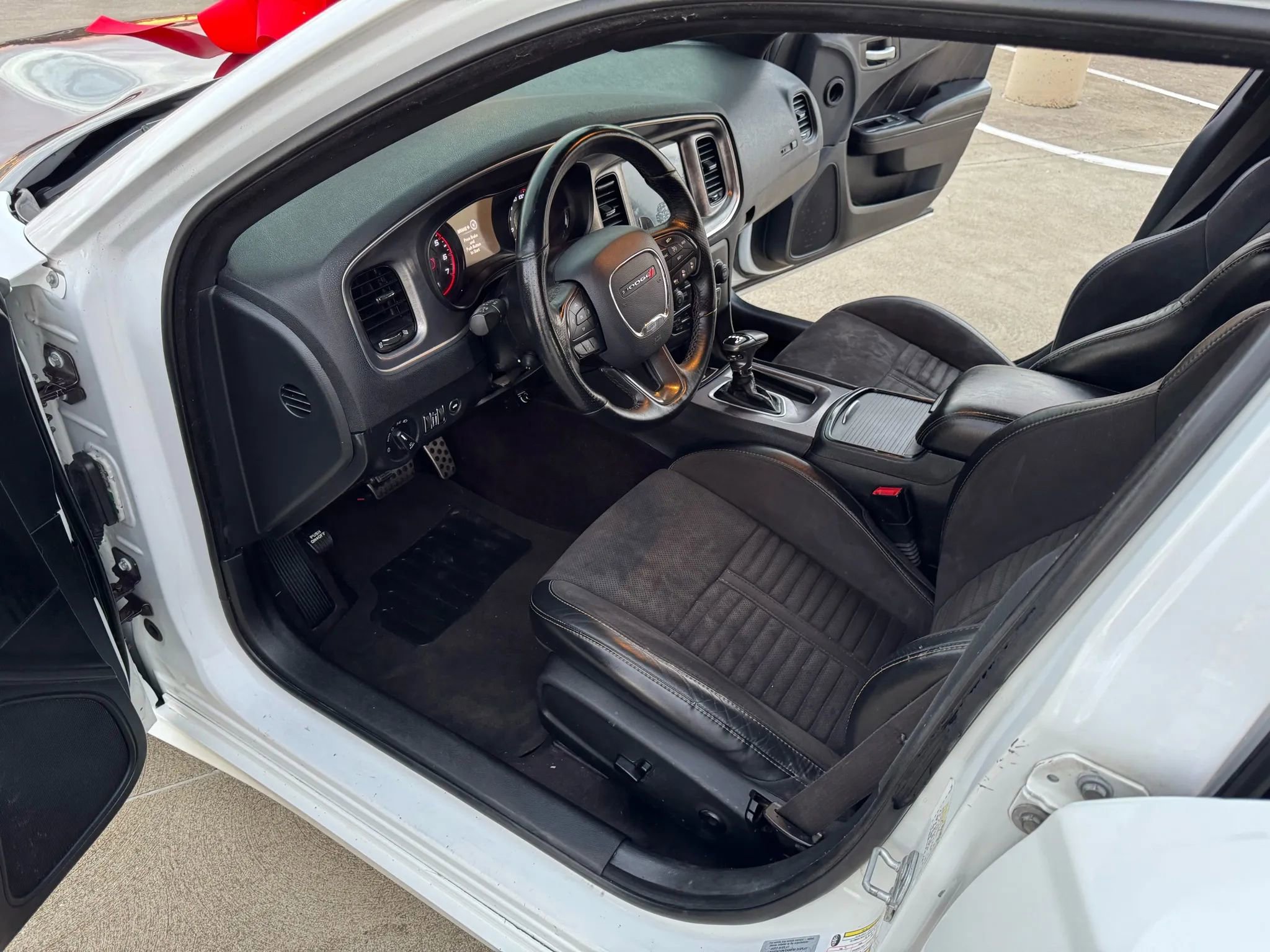 Used 2017 Dodge Charger R/T RWD image 34