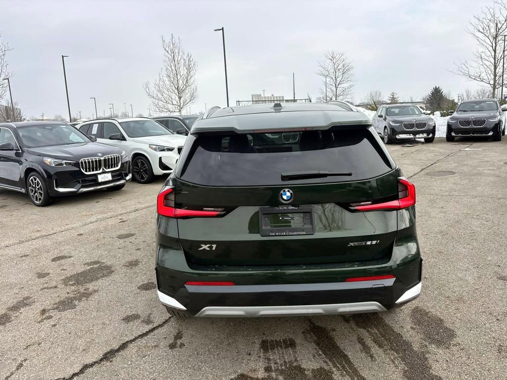 Used 2025 BMW X1 xDrive28i w/ Premium Package image 6