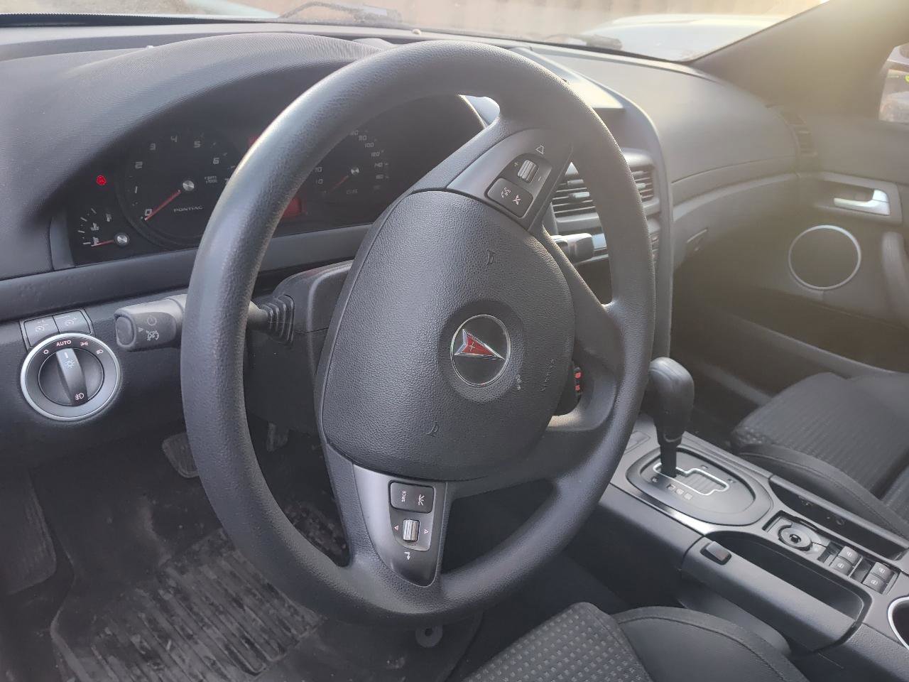 Used 2009 Pontiac G8 w/ Comfort And Sound Package image 15