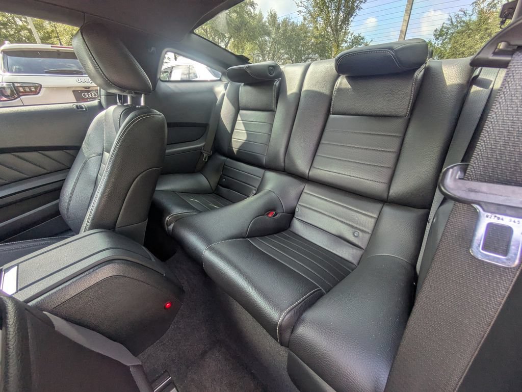 Used 2011 Ford Mustang GT Premium w/ Comfort Pkg RWD image 13