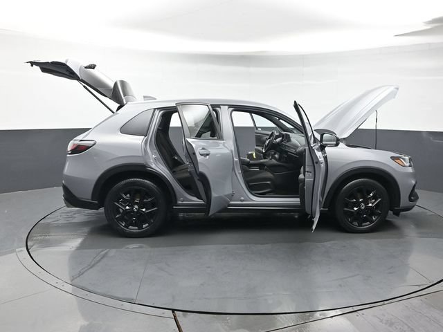 Used 2024 Honda HR-V Sport image 45