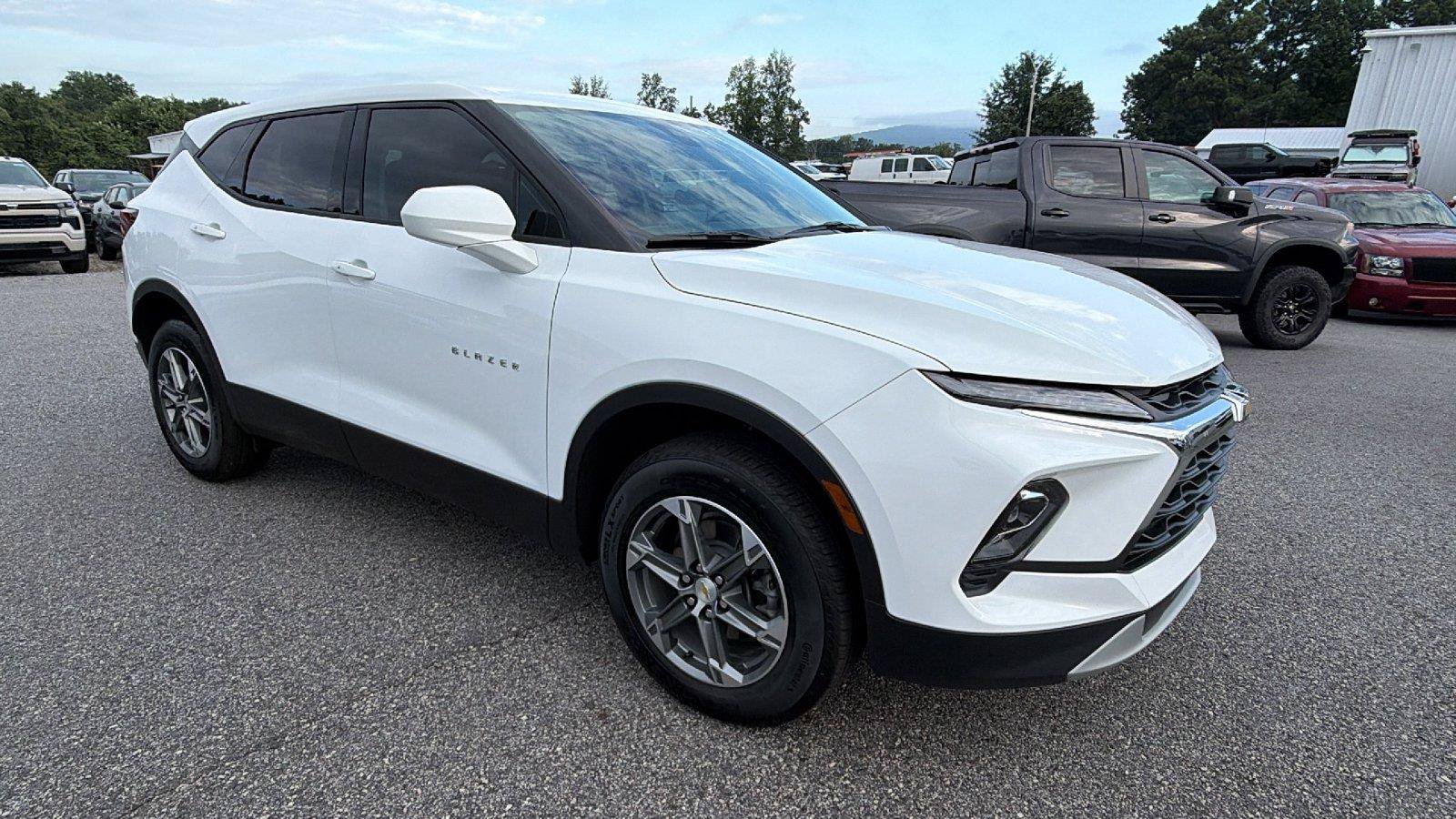 New 2026 Chevrolet Blazer LT FWD image 6