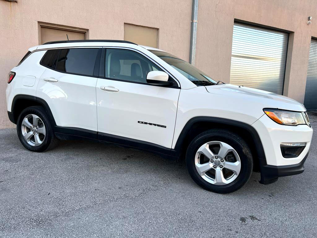 Used 2018 Jeep Compass Latitude w/ Popular Equipment Group image 16