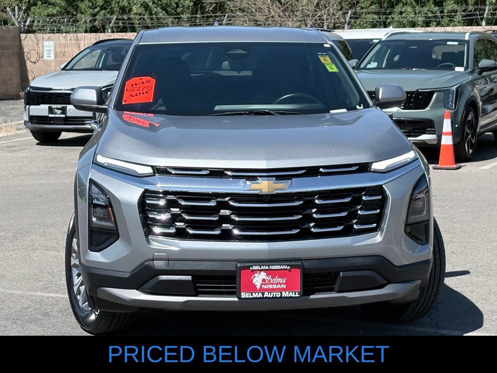 Used 2025 Chevrolet Equinox LT FWD image 3