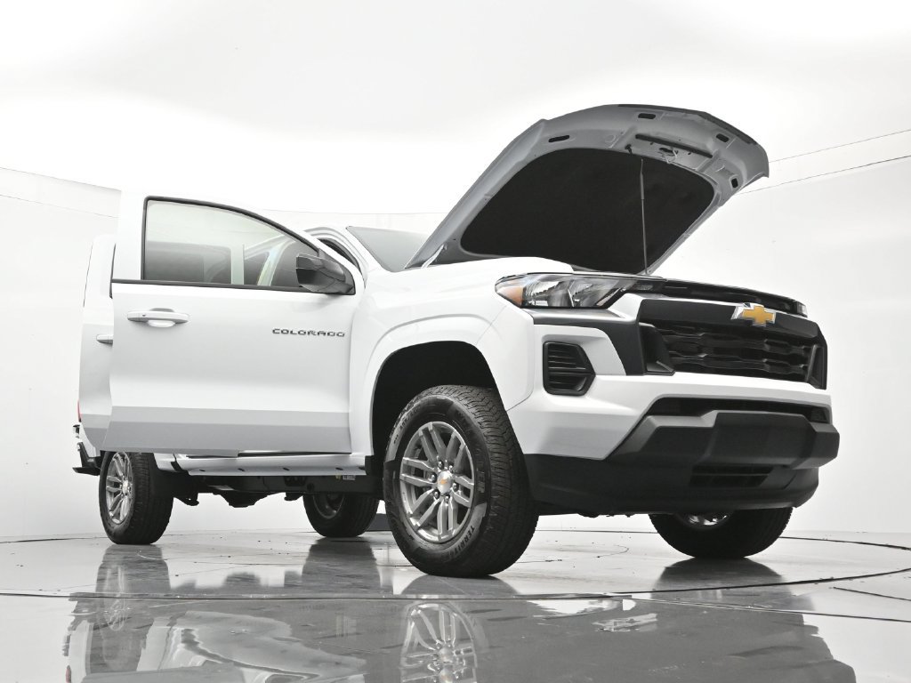 Used 2026 Chevrolet Colorado LT RWD image 49