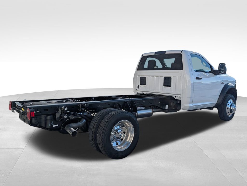 New 2026 RAM 5500 Tradesman AWD/4WD image 2