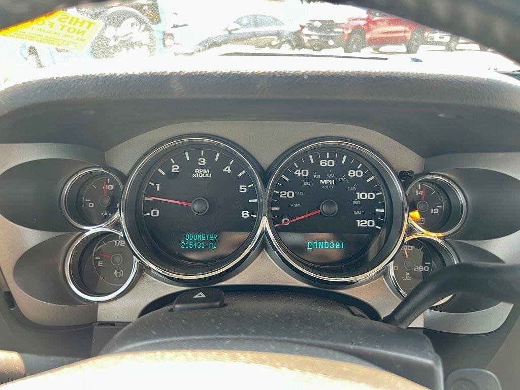 Used 2007 Chevrolet Silverado 1500 LT w/ Towing Package AWD/4WD image 13
