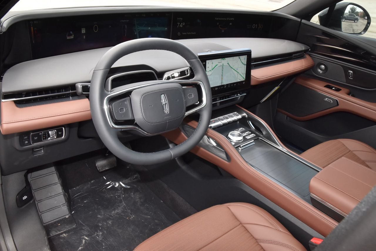 New 2026 Lincoln Nautilus Reserve w/ Jet Appearance Package AWD/4WD image 39